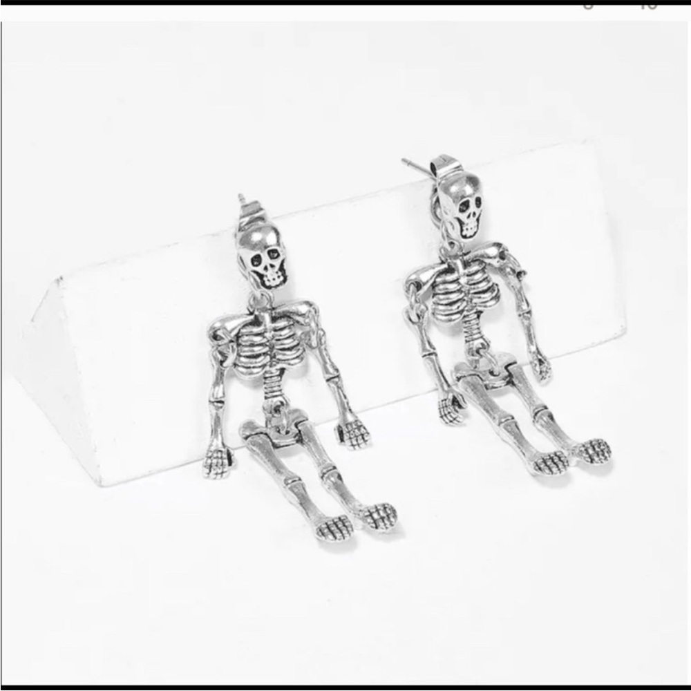 SKELETON DROP EARRINGS❌BEST SELLER❌GREAT FOR HALLOWEEN